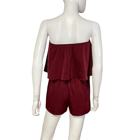 Silence and Noise Red Strapless Romper - Picture 4 of 7